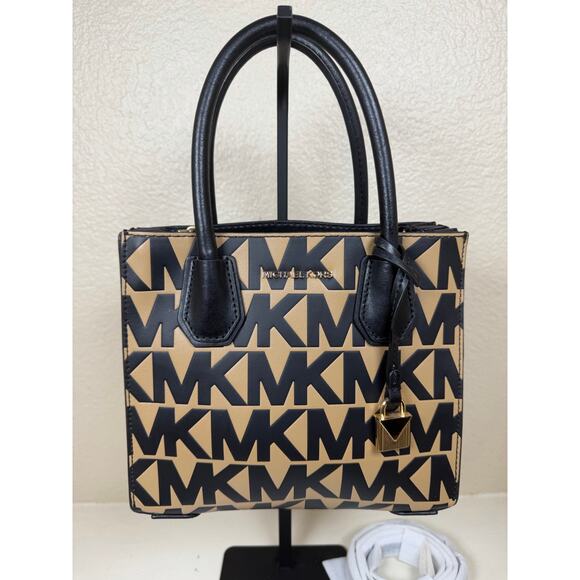 NWOT Michael Kors Mercer Medium Logo and Leather Accordion Crossbody Bag w/COA - Picture 9 of 10